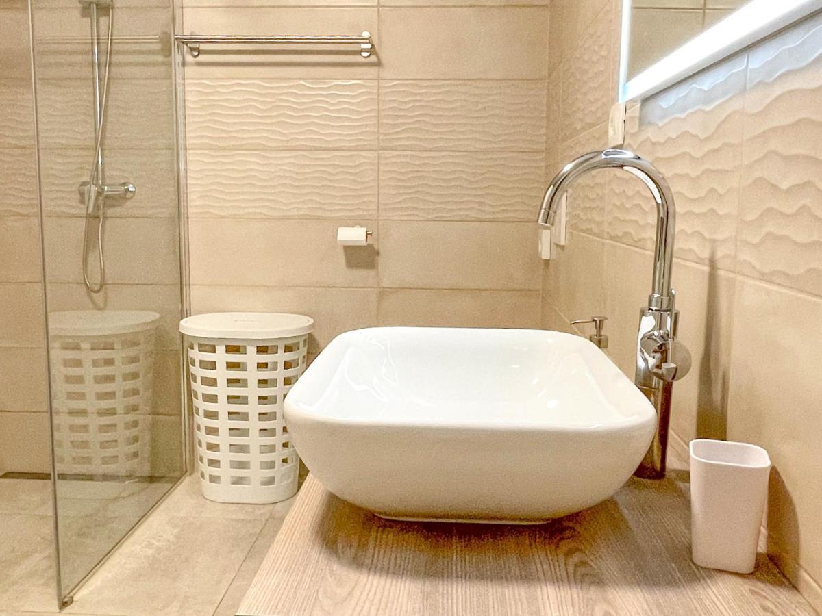 Salinea Apartments เซโชเล ภายนอก รูปภาพ